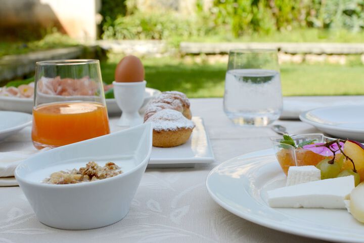 Breakfast/Coffee Service 37 of 52
