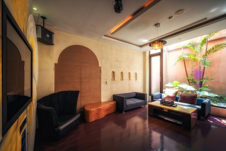 Room 45 of 69