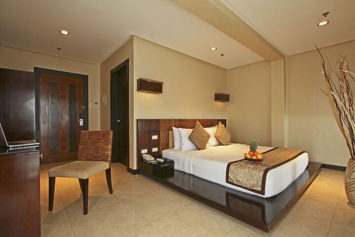 Room 15 of 54