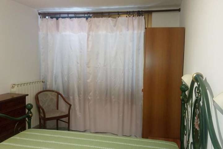 Room 12 of 21