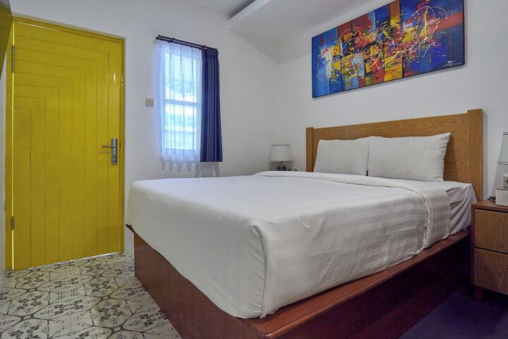 Room 3 of 30