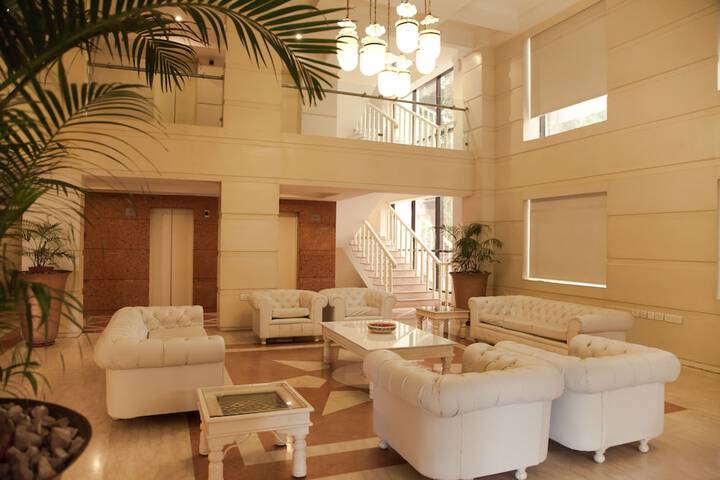 Guest Lobby