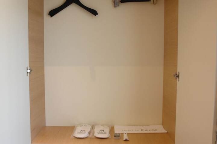 Room amenity
