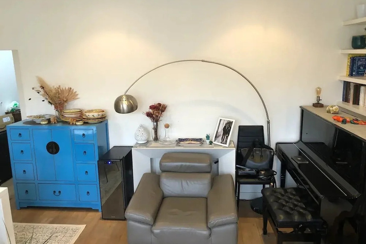 Room 4 of 14