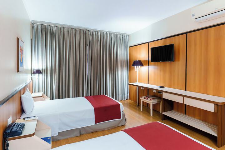 Room 19 of 78