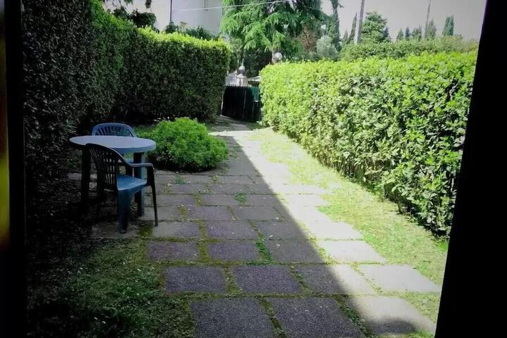 Property Grounds 27 of 49