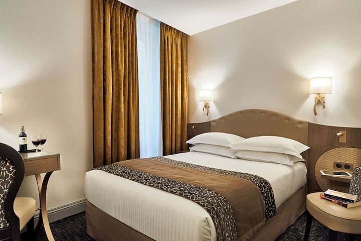 Room 14 of 35