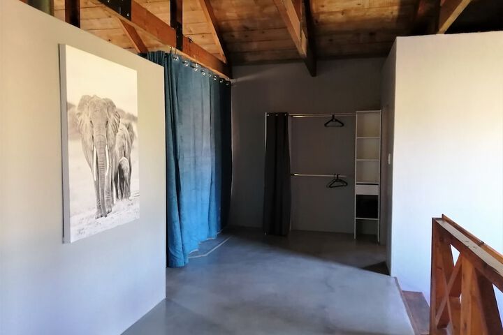 Room 12 of 111