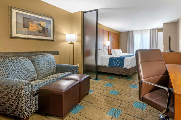 2 Queen Beds Suite (29 of 33)