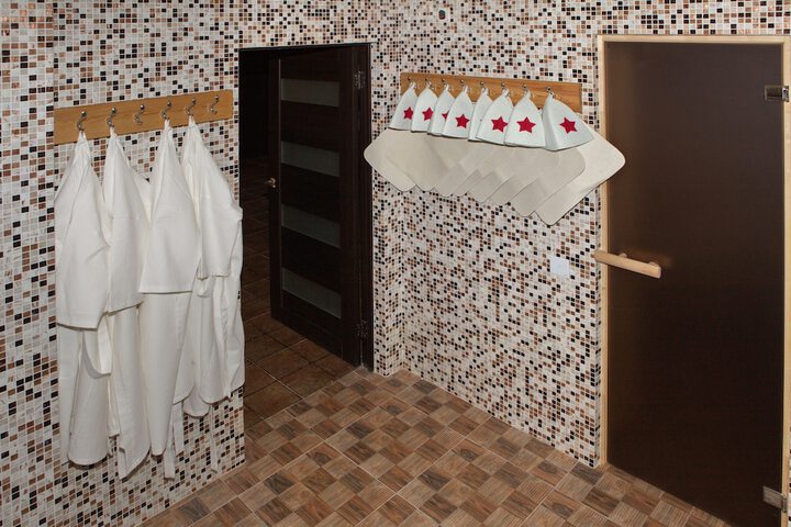 Room 74 of 118