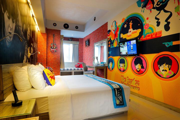 Room 25 of 60