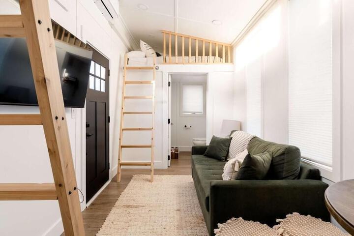 Room 41 of 65