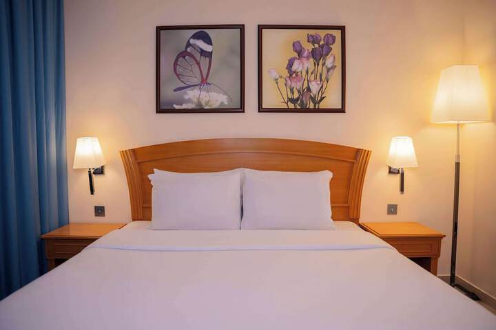 Room 20 of 156