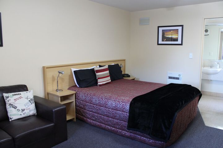 Room 11 of 51
