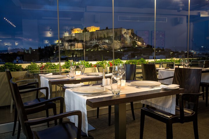 Dining 60 of 95