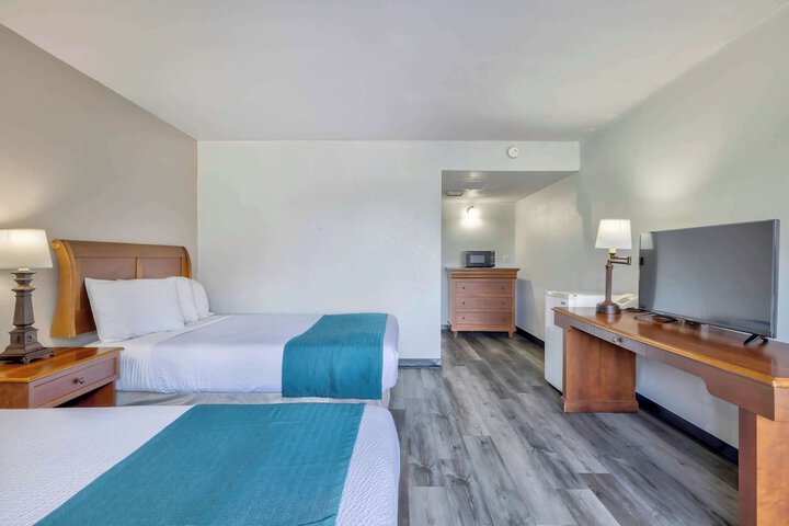 Room 7 of 26