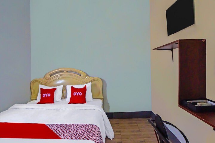 Room 14 of 21