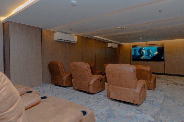 Hotel 8 of 8