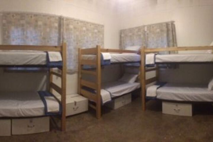 Room 8 of 48
