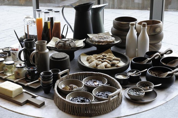 Breakfast/Coffee Service 48 of 62