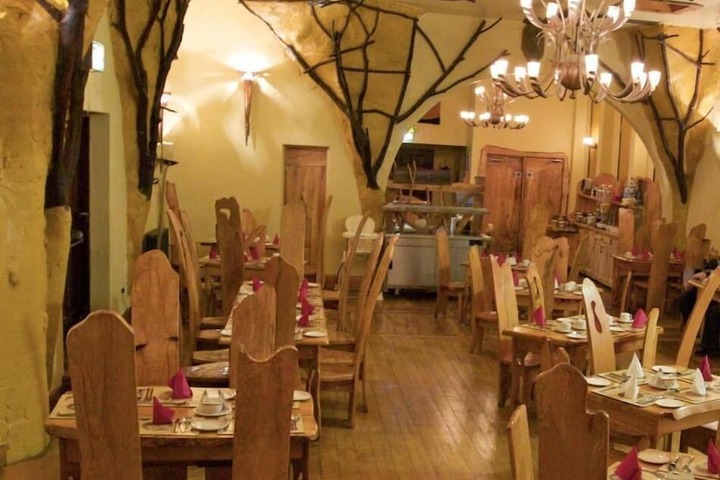 Dining Photos