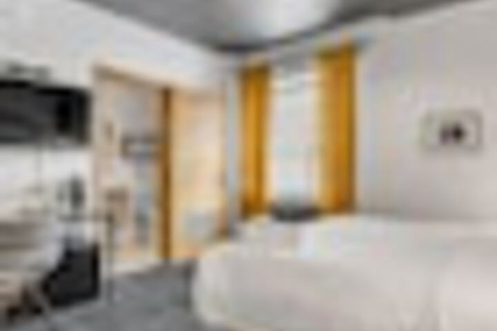 Room 47 of 147