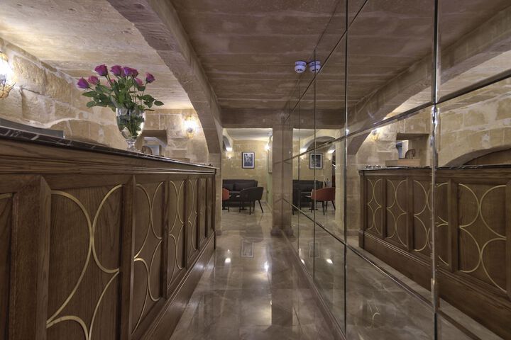 Hotel Interior 4 of 70