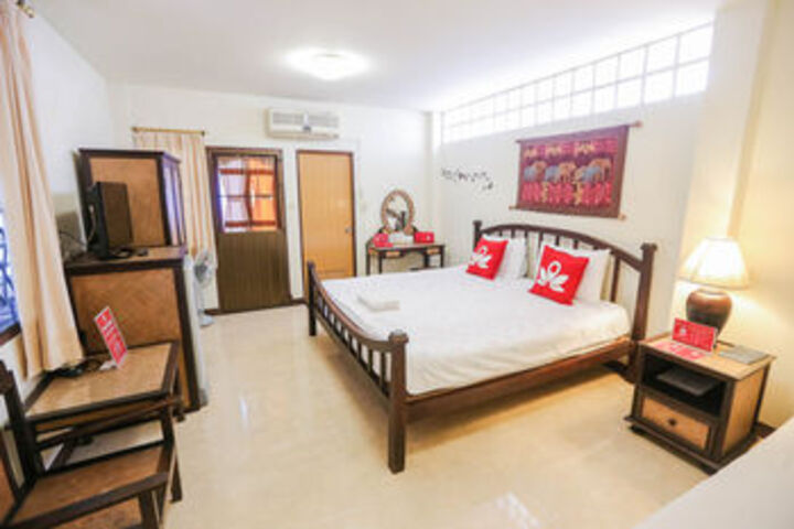 Room 49 of 84