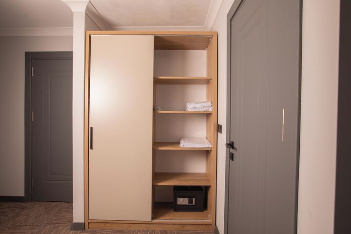 Room 16 of 78