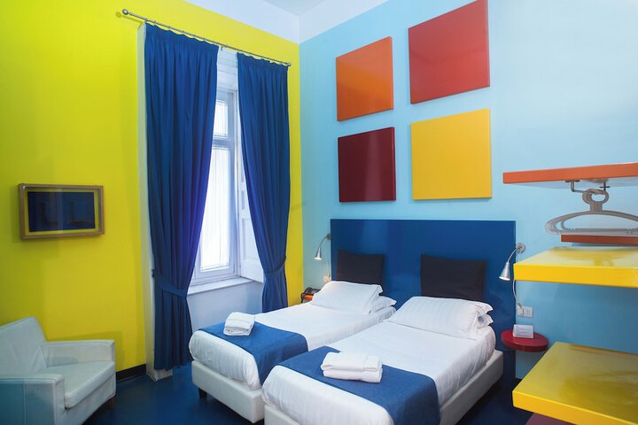 Room 64 of 144
