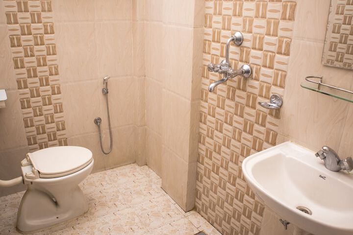 Room 14 of 23