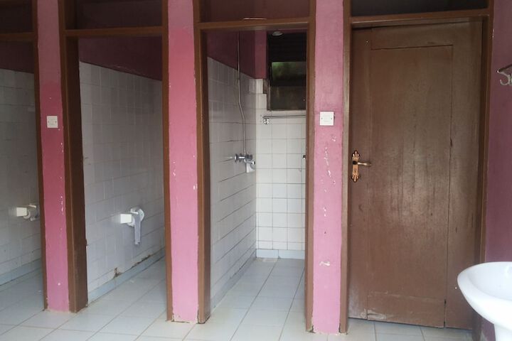 Room 64 of 115