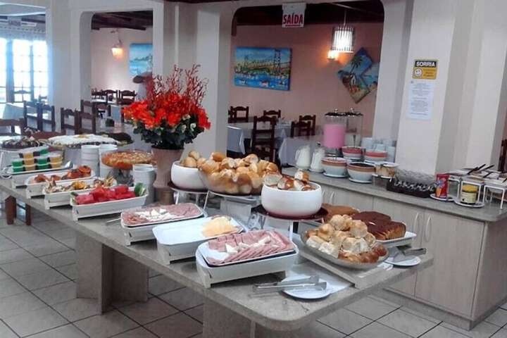 Breakfast/Coffee Service 22 of 41