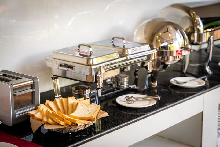 Breakfast/Coffee Service 33 of 75