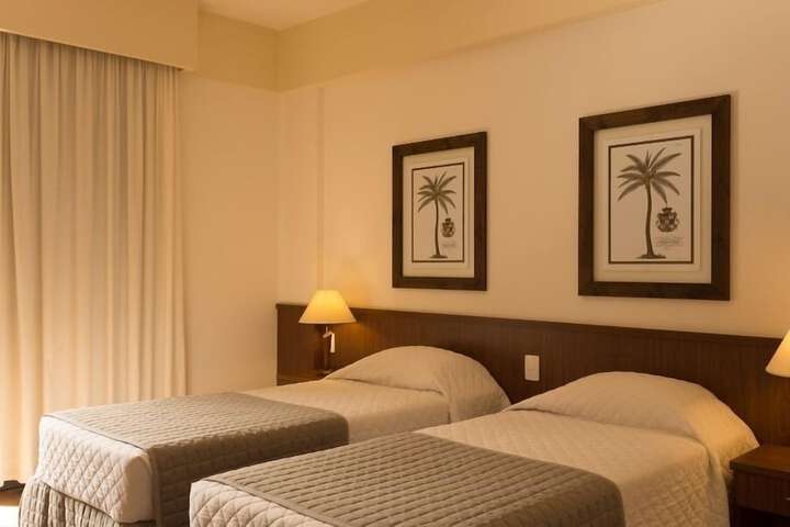 Room 2 of 41