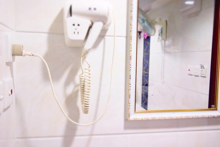 Room 40 of 60
