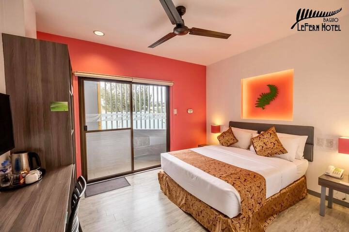 Room 16 of 34