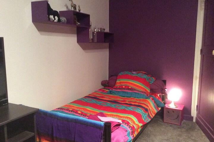 Room 2 of 12