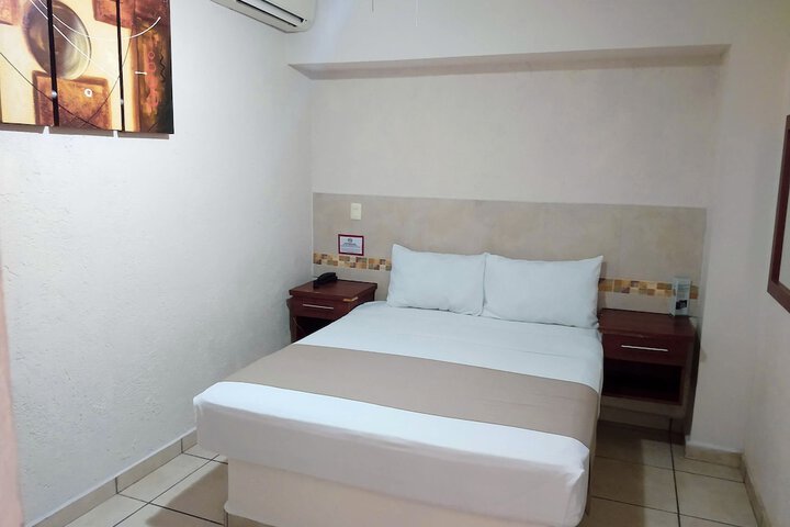 Room 7 of 56