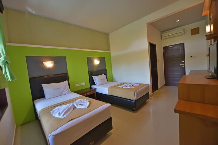 Room 25 of 73