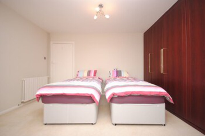 Room 9 of 23