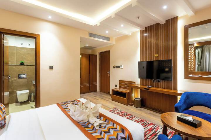 Room 30 of 84