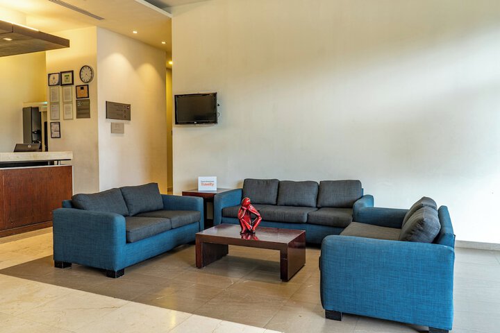 Hotel Interior 2 of 31