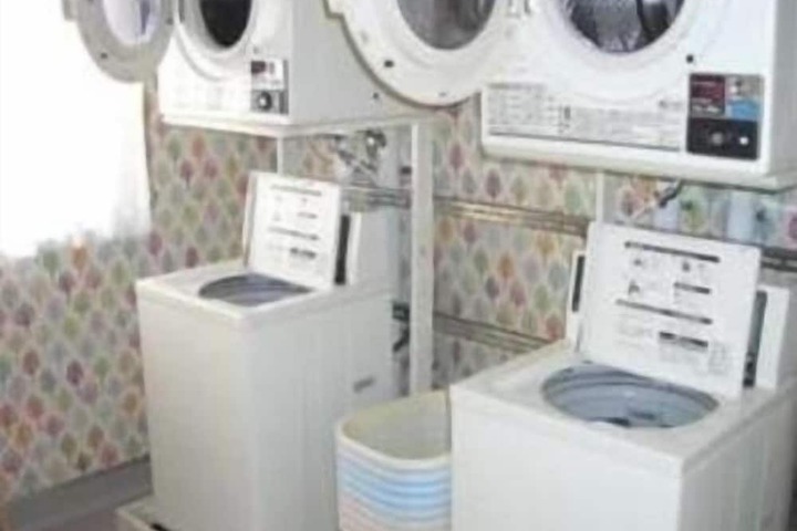 Laundry 21 of 50