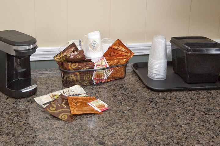 Breakfast/Coffee Service 12 of 15