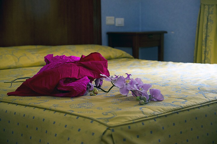 Room 51 of 142