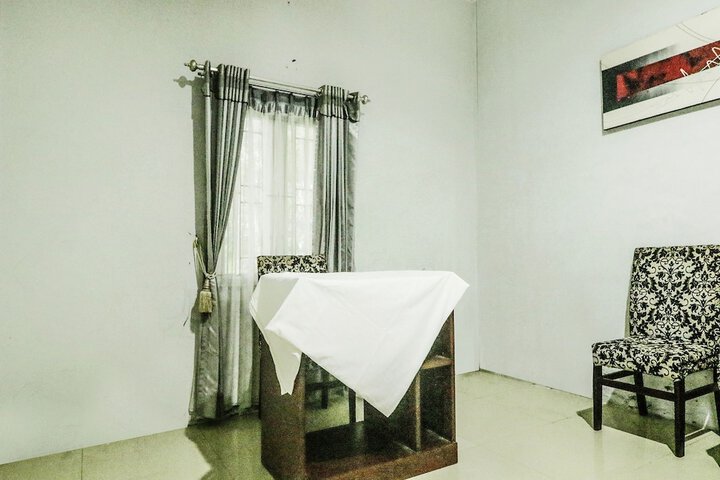 Hotel Interior 6 of 25