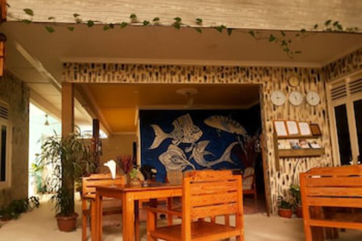 ZEESTAR INN