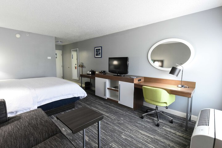 Room 12 of 44