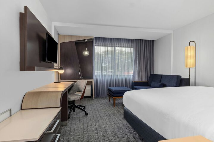 Room 17 of 73